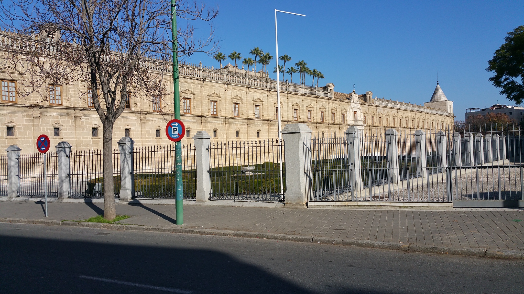 Le Parlement