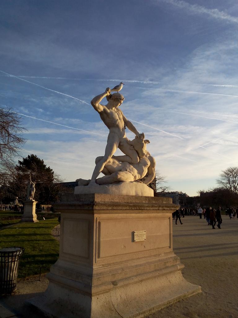 Thésée Combattant le Minotaure - Jardin des Tuileries