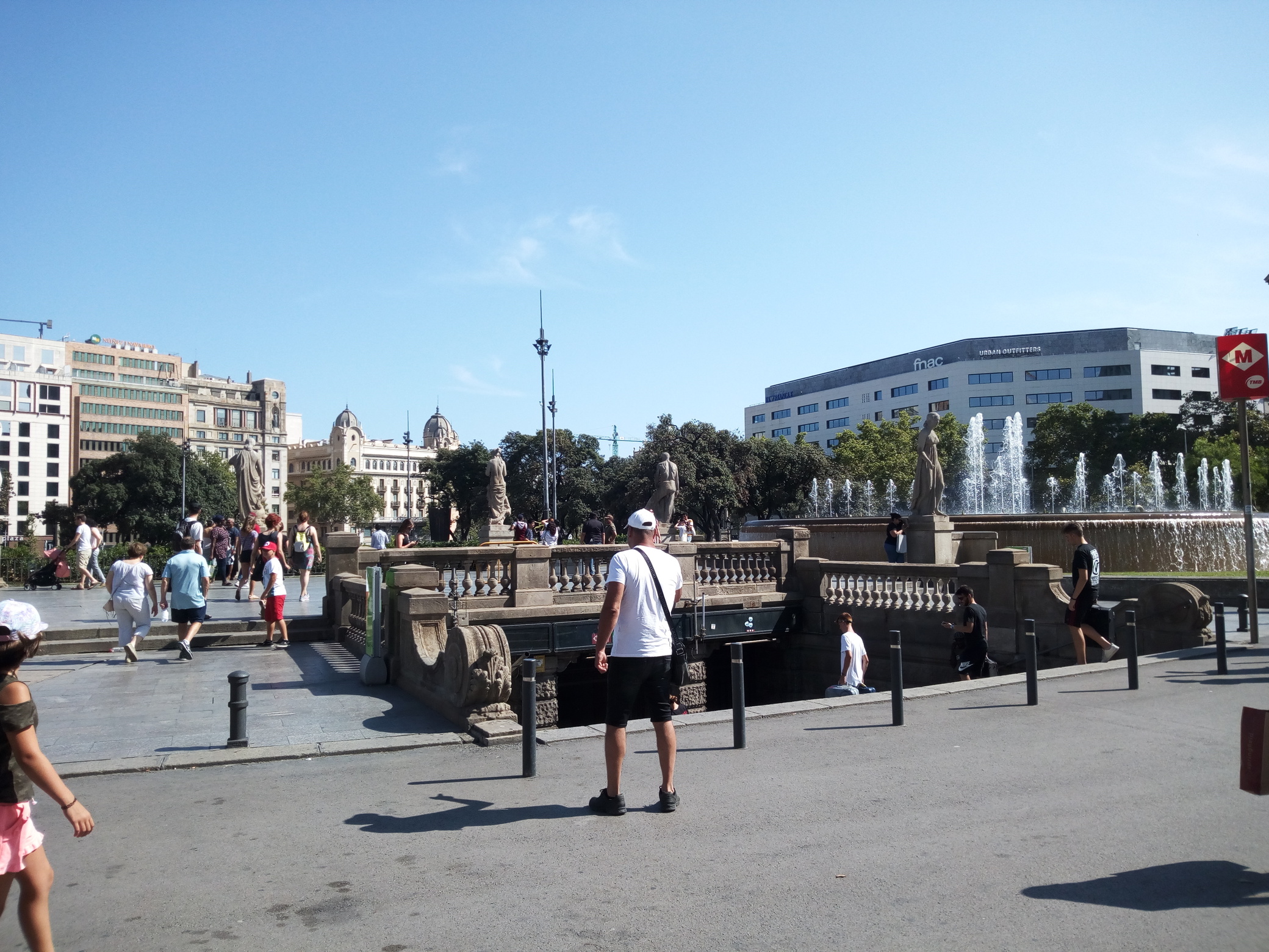 PLACE DE CATALUNYA 4